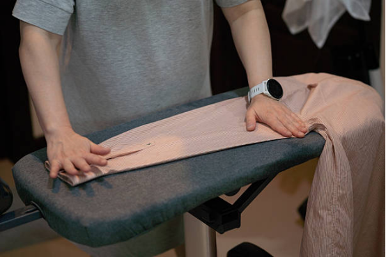 Folding Ironing Board structure showing support legs